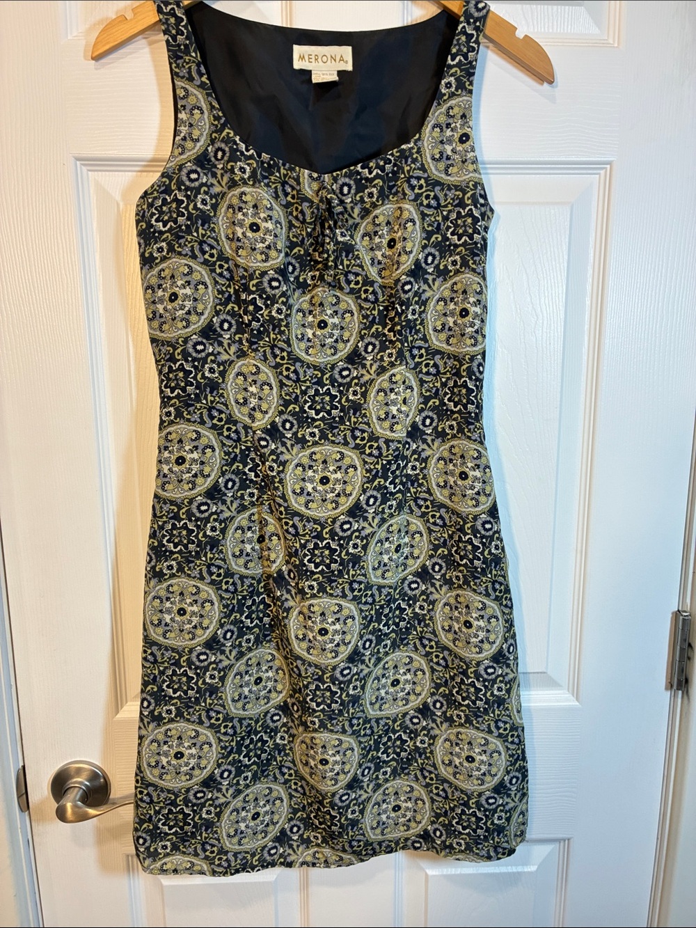 Merona Navy and Yellow Medallion Sleeveless Sheath Dress